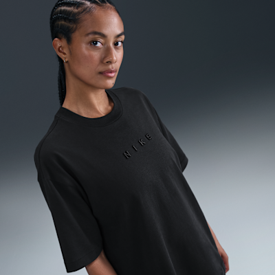 Nike Sportswear Women's Oversized Short-Sleeve T-Shirt. Nike CA